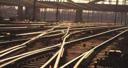 ARAD: Locomotiva unui tren de călători a deraiat