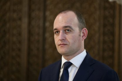 Noul ministru de Finanțe habar nu are cât este salariul minim net pe economie | AUDIO