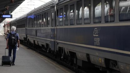 Traficul feroviar a fost reluat pe Magistrala 800 București – Constanța, după stingerea incendiului izbucnit între stațiile Palas – Valu lui Traian